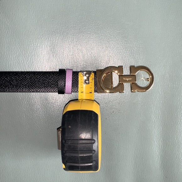 Salvatore Ferragamo Gancini Reversible Leather Belt - Picture 8 of 11